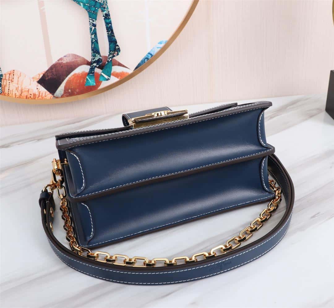 1:1 Replica Louis Vuitton LV Dauphine MM Denim Jacquard Monogram Pattern Navy Blue Luxury Bag For Women M59631 - 9.8in/25cm - Image 4