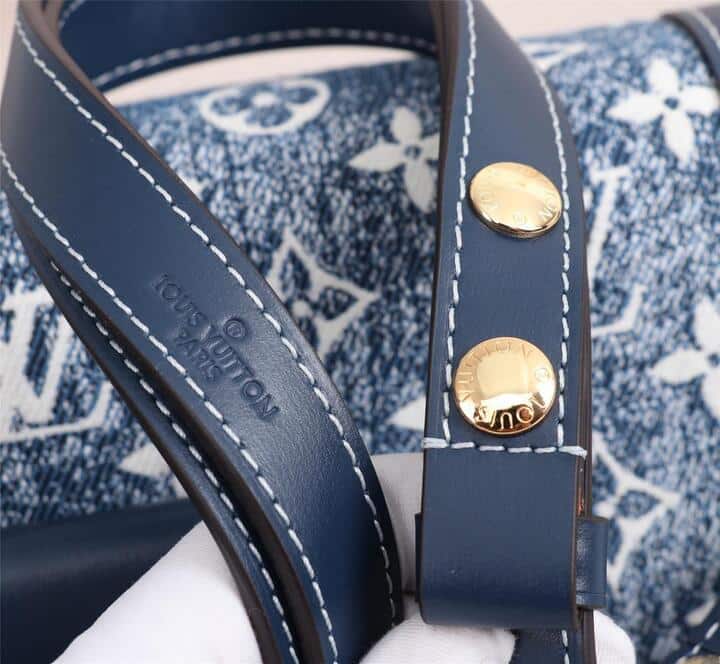 1:1 Replica Louis Vuitton LV Dauphine MM Denim Jacquard Monogram Pattern Navy Blue Luxury Bag For Women M59631 - 9.8in/25cm - Image 6
