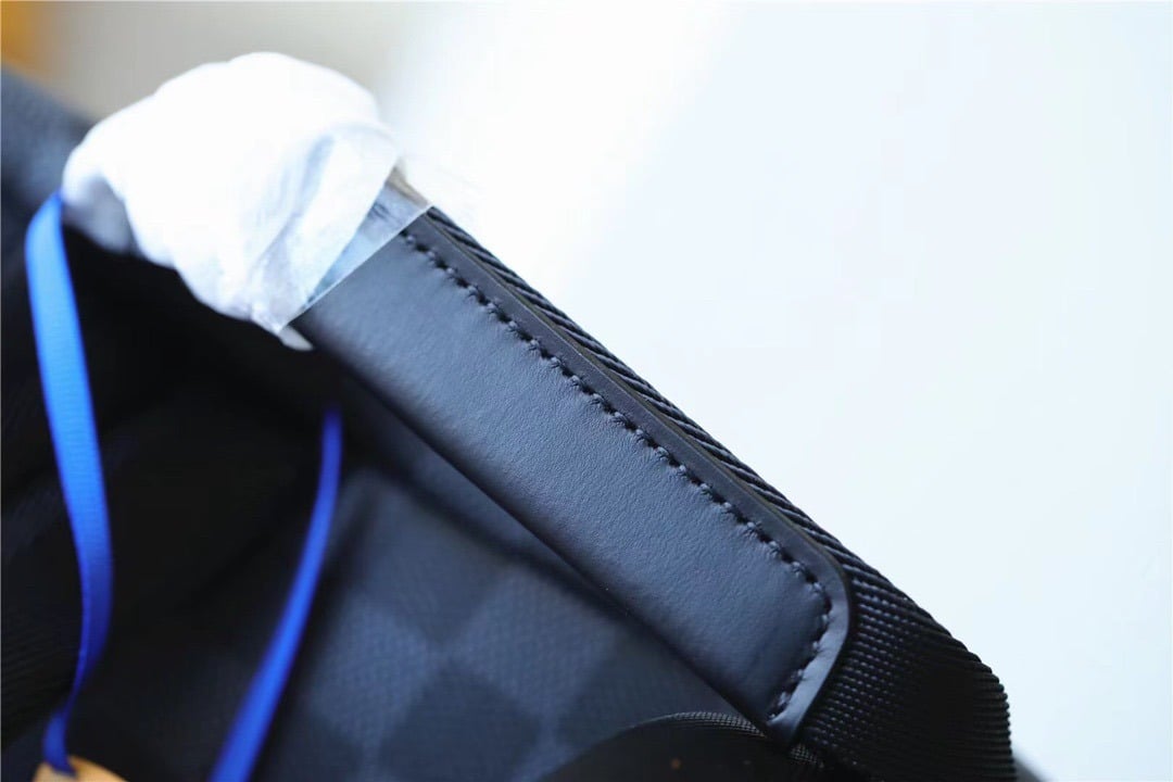 1:1 Replica Louis Vuitton LV Discovery Backpack Damier Graphite Canvas Unique Bag For Men N45275 - 40cm - Image 4