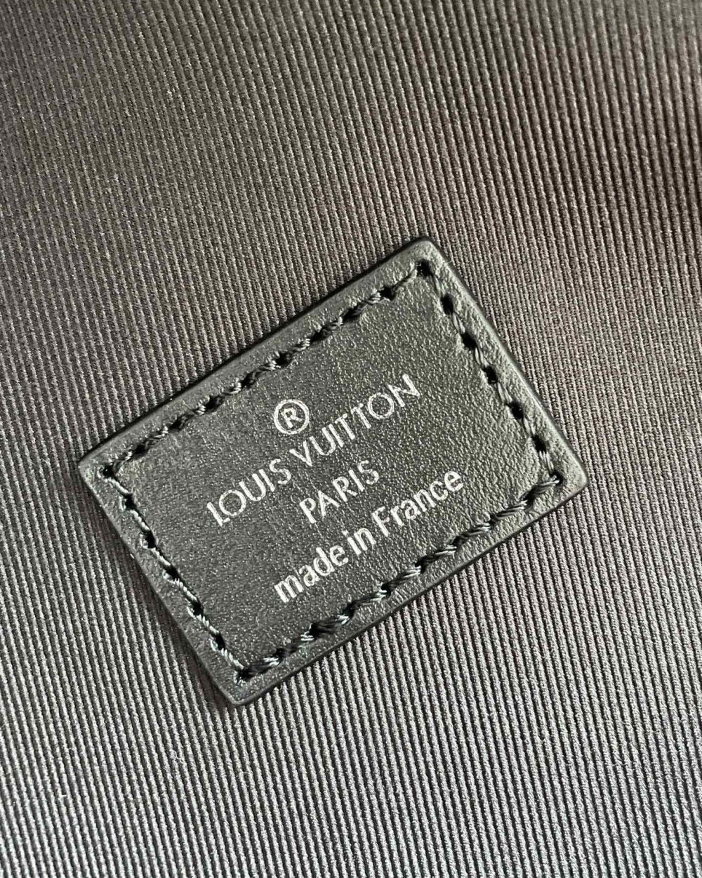 1:1 Replica Louis Vuitton LV Discovery Backpack PM Monogram Eclipse Canvas Unique Bag For Men M43186 - 40cm