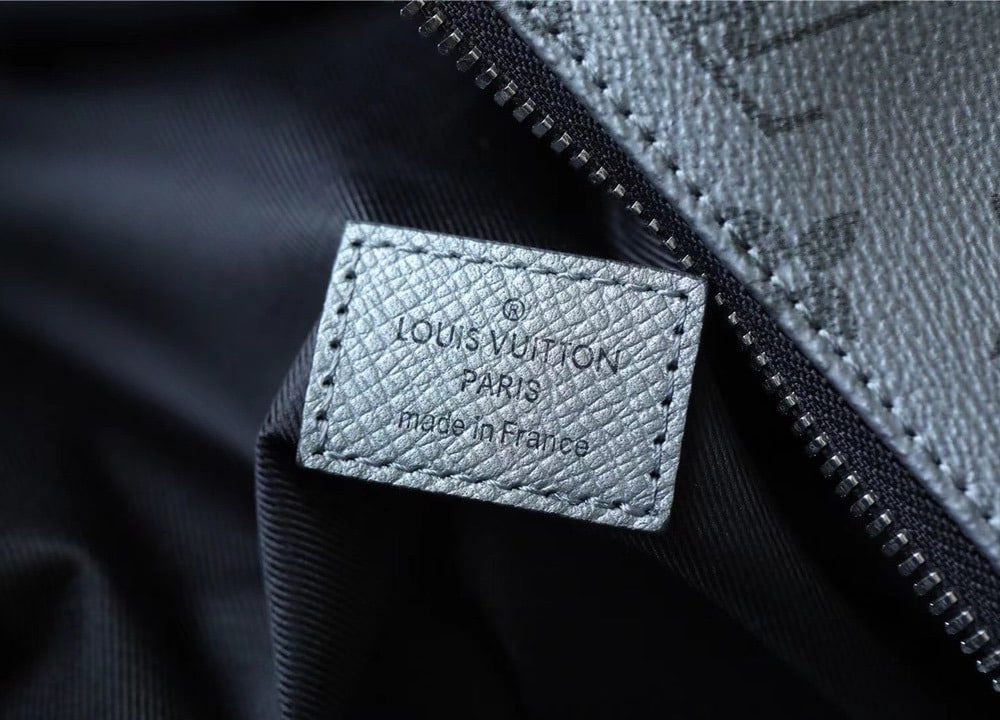 1:1 Replica Louis Vuitton LV Discovery PM Backpack Monogram/Taiga Gunmetal Gray Unique Bag For Men M30835 - 15.7in/40cm