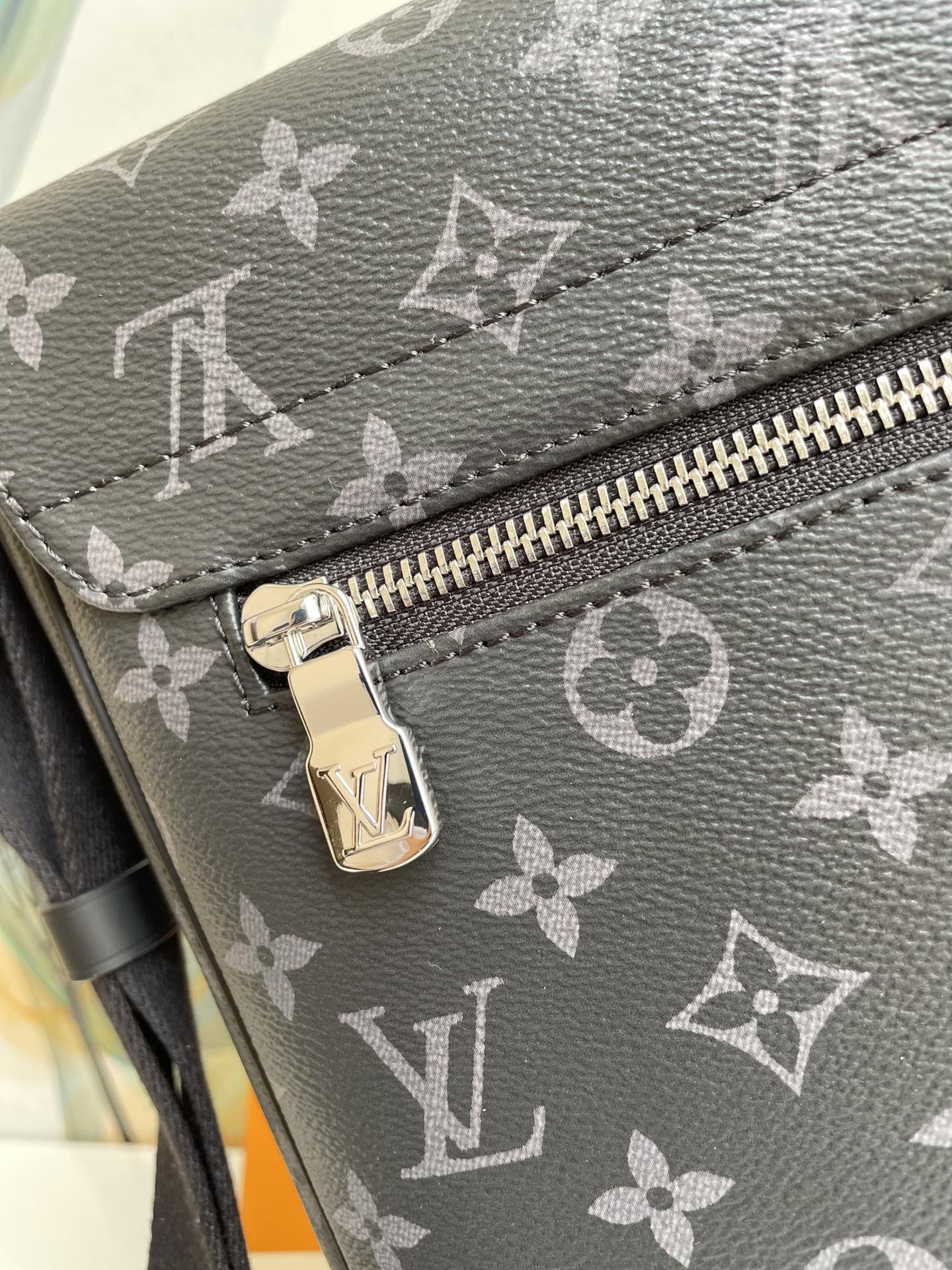 1:1 Replica Louis Vuitton LV District MM Monogram Eclipse Canvas Unique Bag For Men M44001 - 12.2in/31cm - Image 2