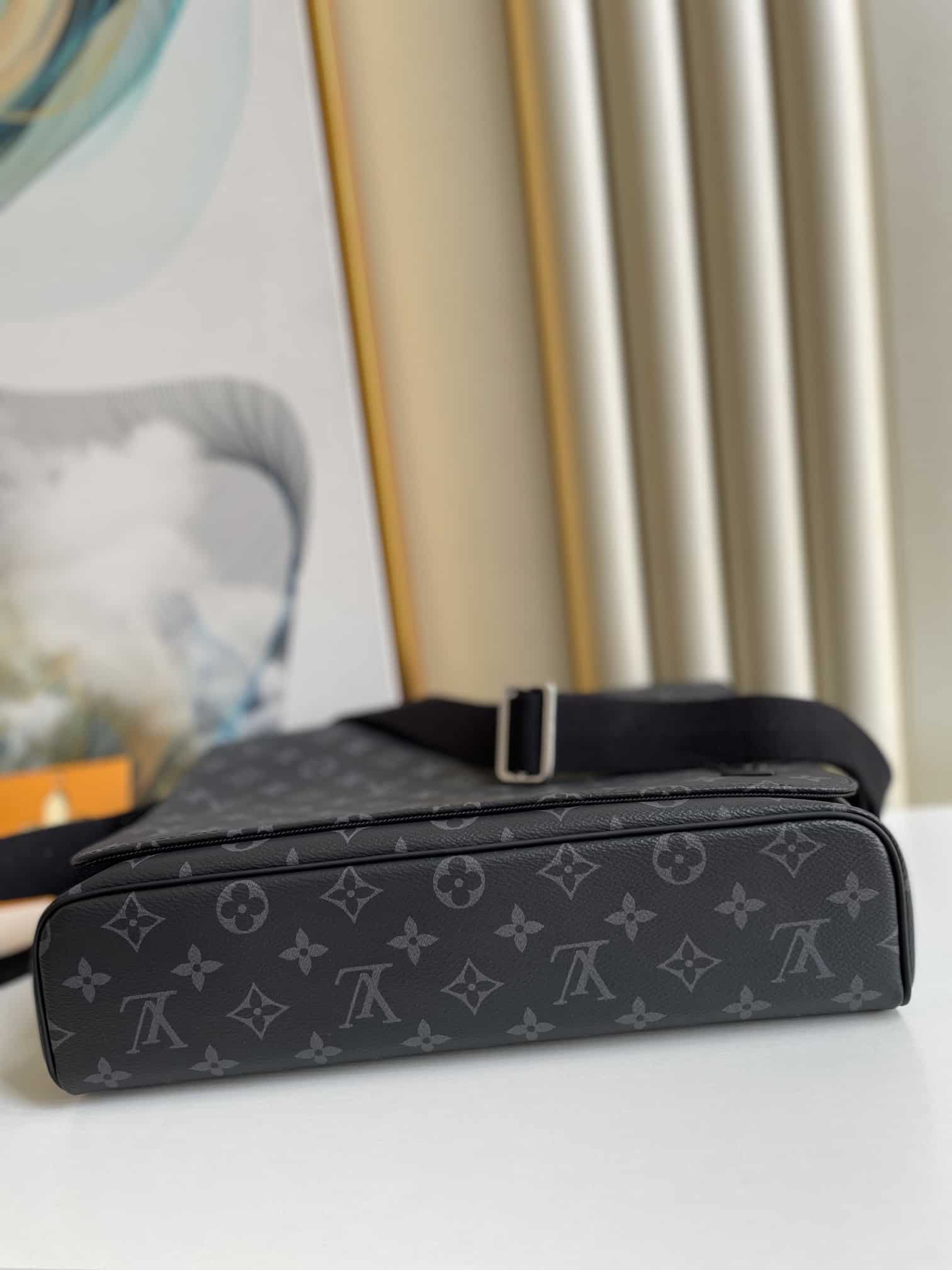 1:1 Replica Louis Vuitton LV District MM Monogram Eclipse Canvas Unique Bag For Men M44001 - 12.2in/31cm - Image 3