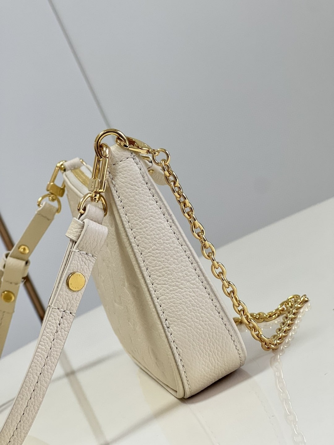 1:1 Replica Louis Vuitton LV Easy Pouch On Strap Monogram Empreinte Crème White Luxury Bag For Women M81066 - 7.5in/19cm - Image 4