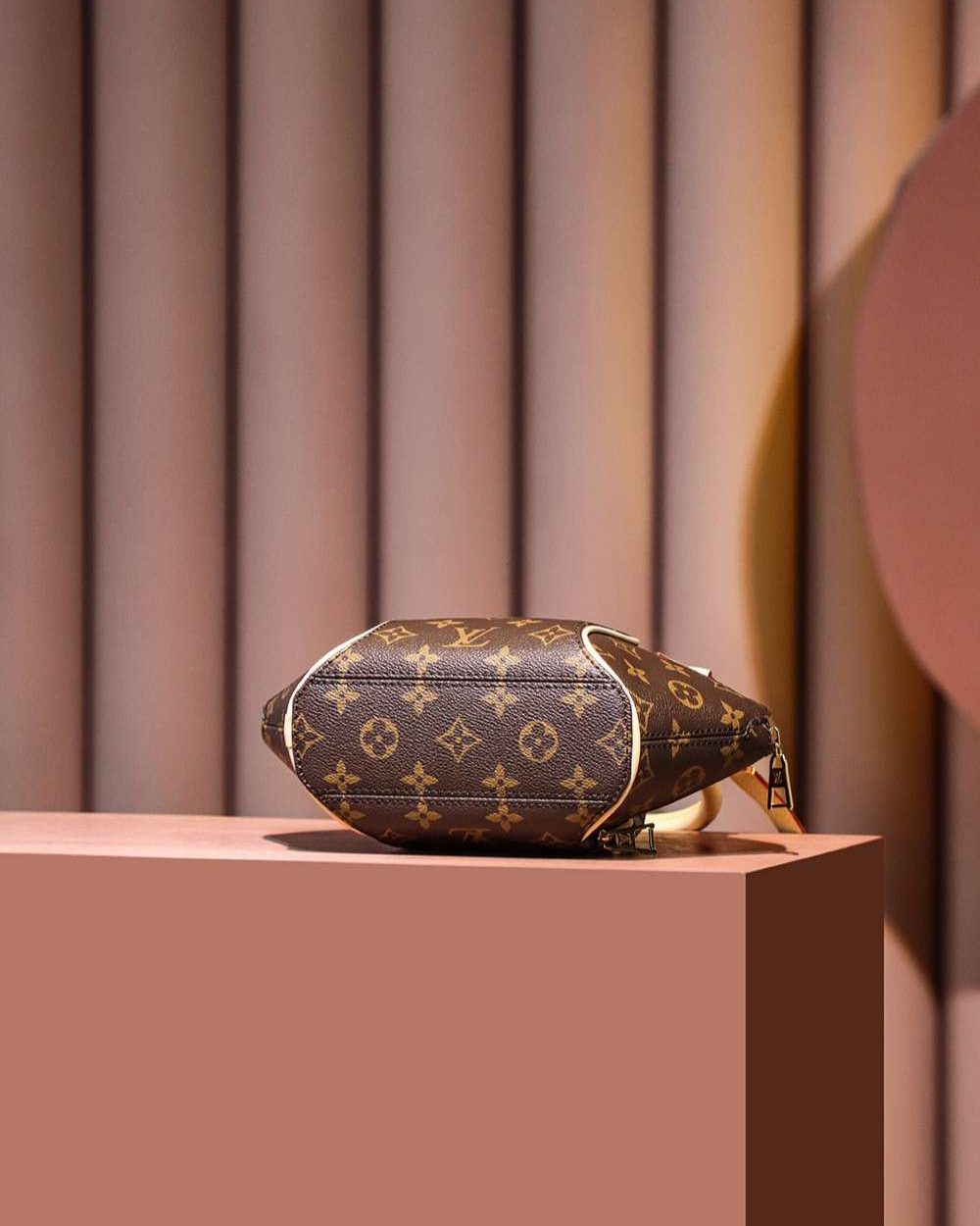 1:1 Replica Louis Vuitton LV Ellipse PM Brown Luxury Bag For Women M46196 - 28cm / 11in