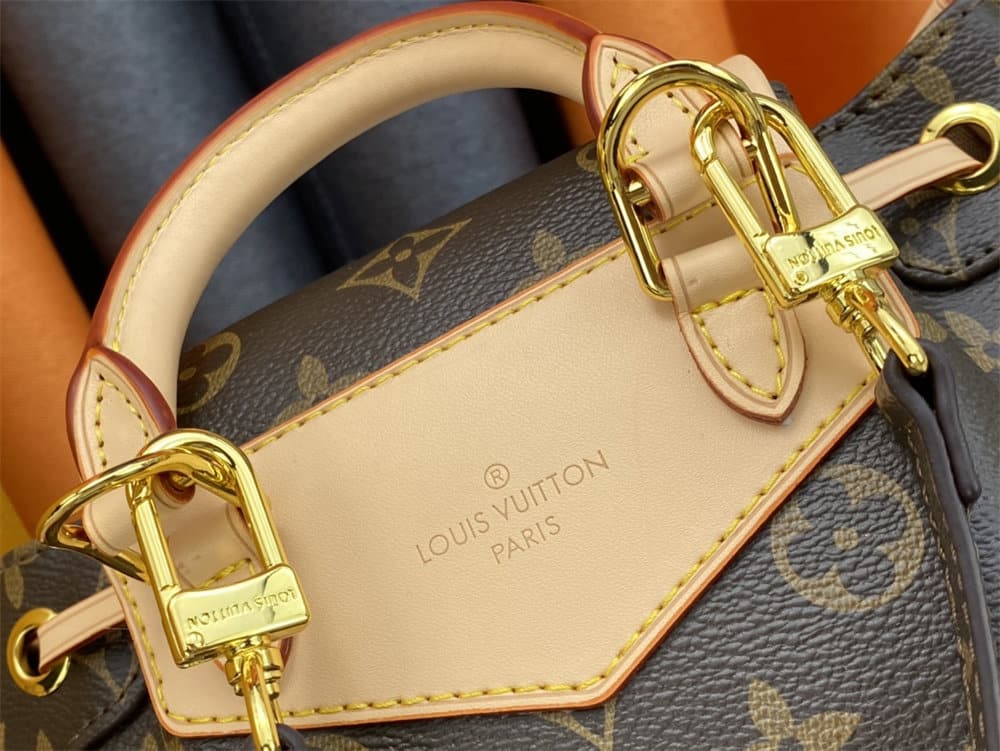 1:1 Replica Louis Vuitton LV Excursion PM Monogram Gorgeous Bag For Women M46932 - 8.3in/ 23cm - Image 8