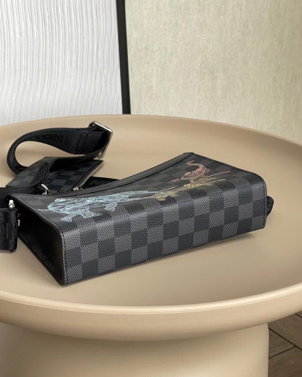 1:1 Replica Louis Vuitton LV Gaston Wearable Wallet Damier Graphite Unique Bag For Men N64608 - 8.7in/22cm