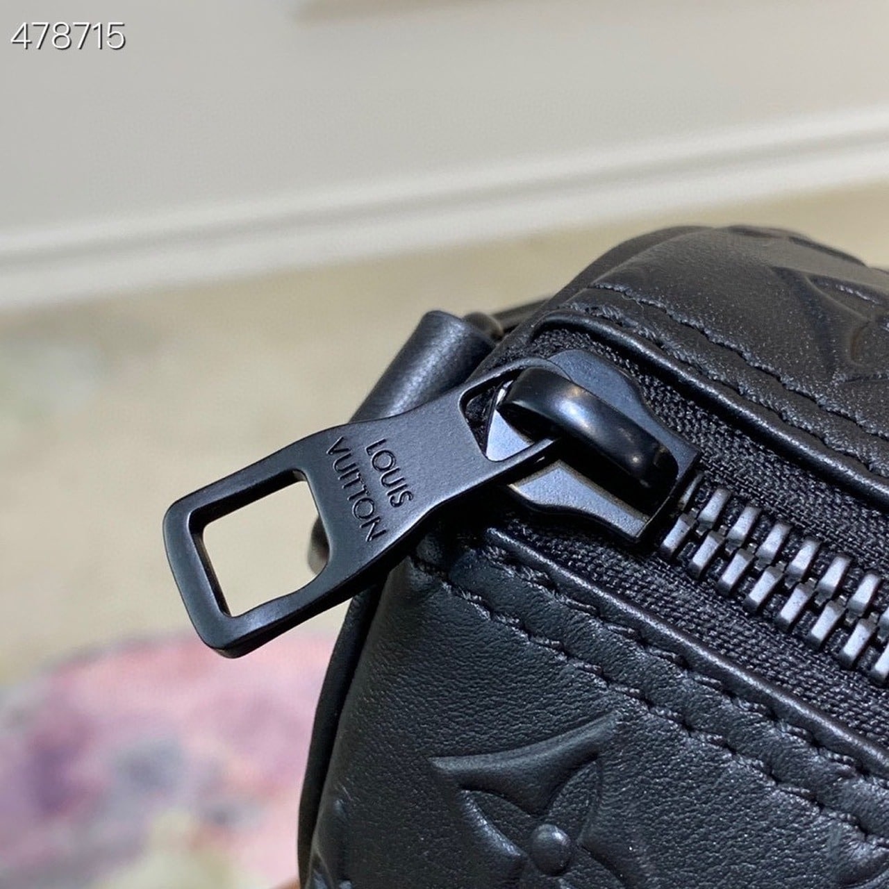 1:1 Replica Louis Vuitton LV Keepall XS Monogram Seal Black Luxury Bag For Women M57960 - 8.3in/21cm - Image 8