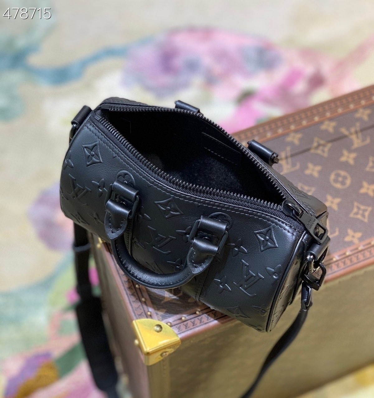 1:1 Replica Louis Vuitton LV Keepall XS Monogram Seal Black Luxury Bag For Women M57960 - 8.3in/21cm - Image 5