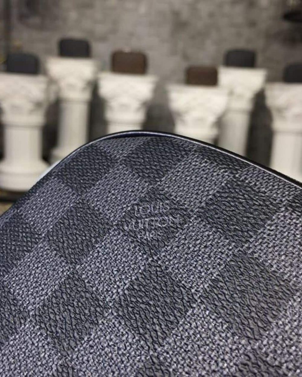 1:1 Replica Louis Vuitton LV King Size Toiletry Damier Graphite Canvas Luxury Bag For Women - 11in/28cm