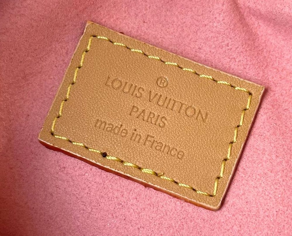 1:1 Replica Louis Vuitton LV Loop Since 1854 Jacquard Pink Luxury Bag For Wonmen M81166 - 9.1in/23cm