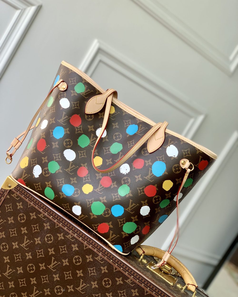 1:1 Replica Louis Vuitton LV LV x YK Neverfull MM Brown Vibrant Bag For Women M46381 - 31cm/ 12.2 in