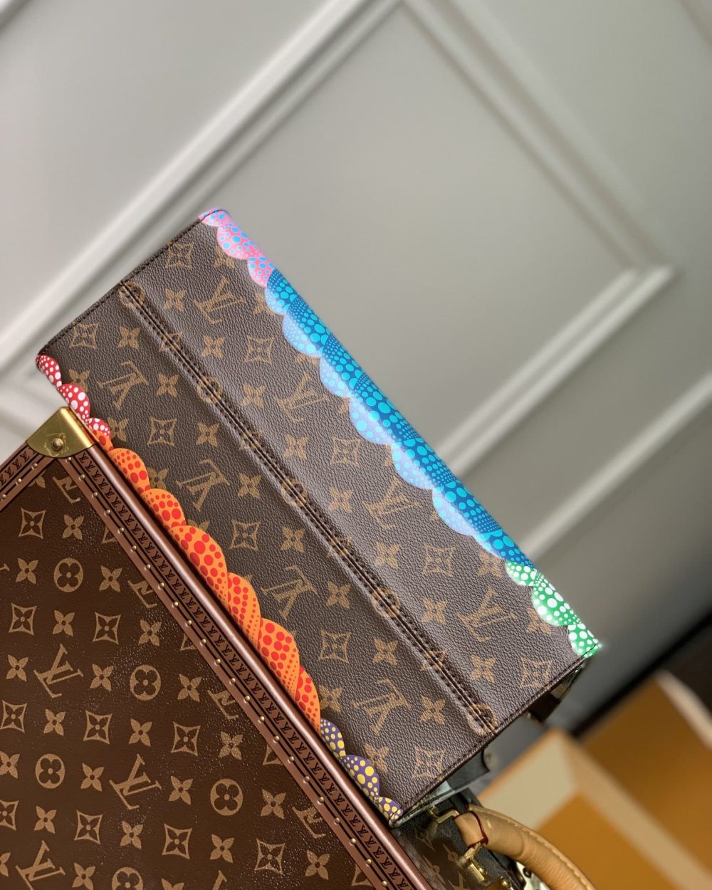 1:1 Replica Louis Vuitton LV LV x YK OnTheGo MM Brown Gorgeous Bag For Women M46466 - 13.8in/ 35cm