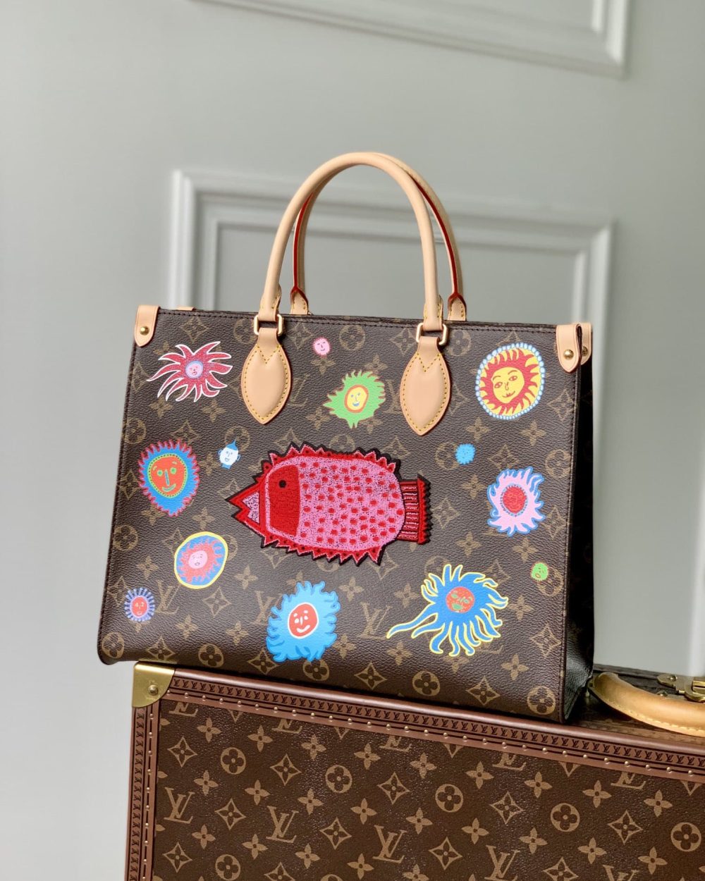 1:1 Replica Louis Vuitton LV LV x YK OnTheGo MM Alluring Bag For Women M46429 - 13.8in/ 35cm