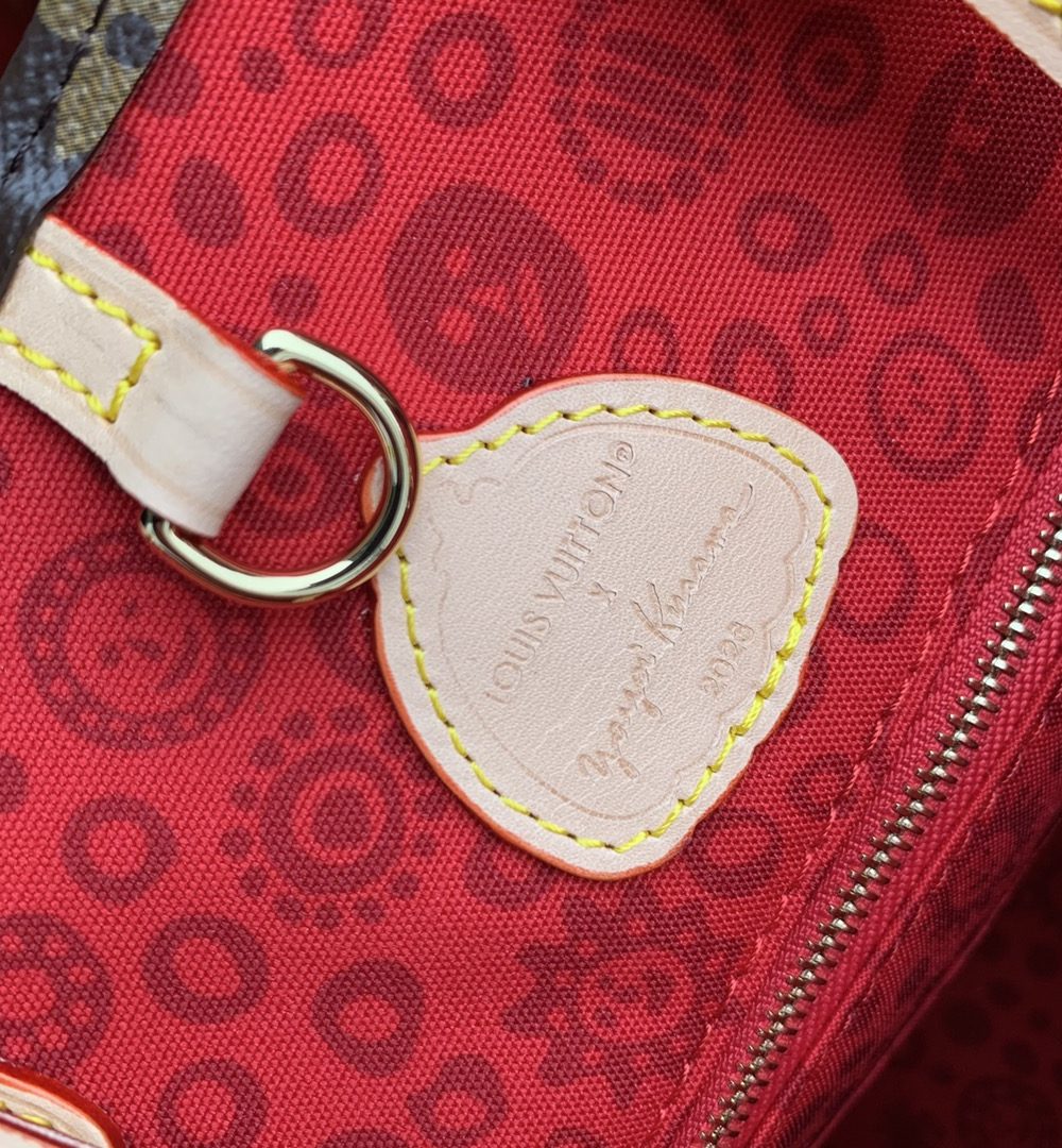 1:1 Replica Louis Vuitton LV LV x YK OnTheGo MM Alluring Bag For Women M46429 - 13.8in/ 35cm