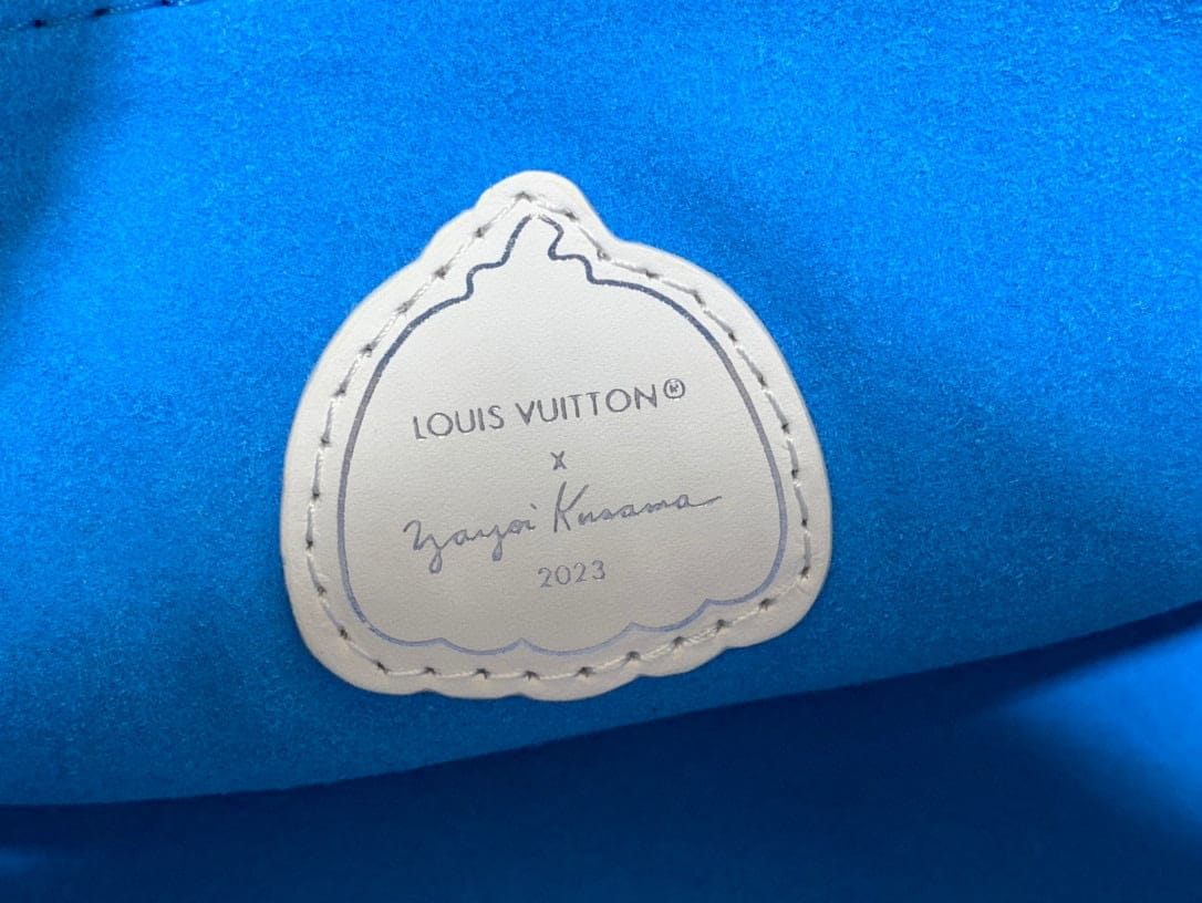 1:1 Replica Louis Vuitton LV LV x YK OnTheGo PM Blue Vibrant Bag For Women M46424 - 9.8in/ 25cm - Image 10