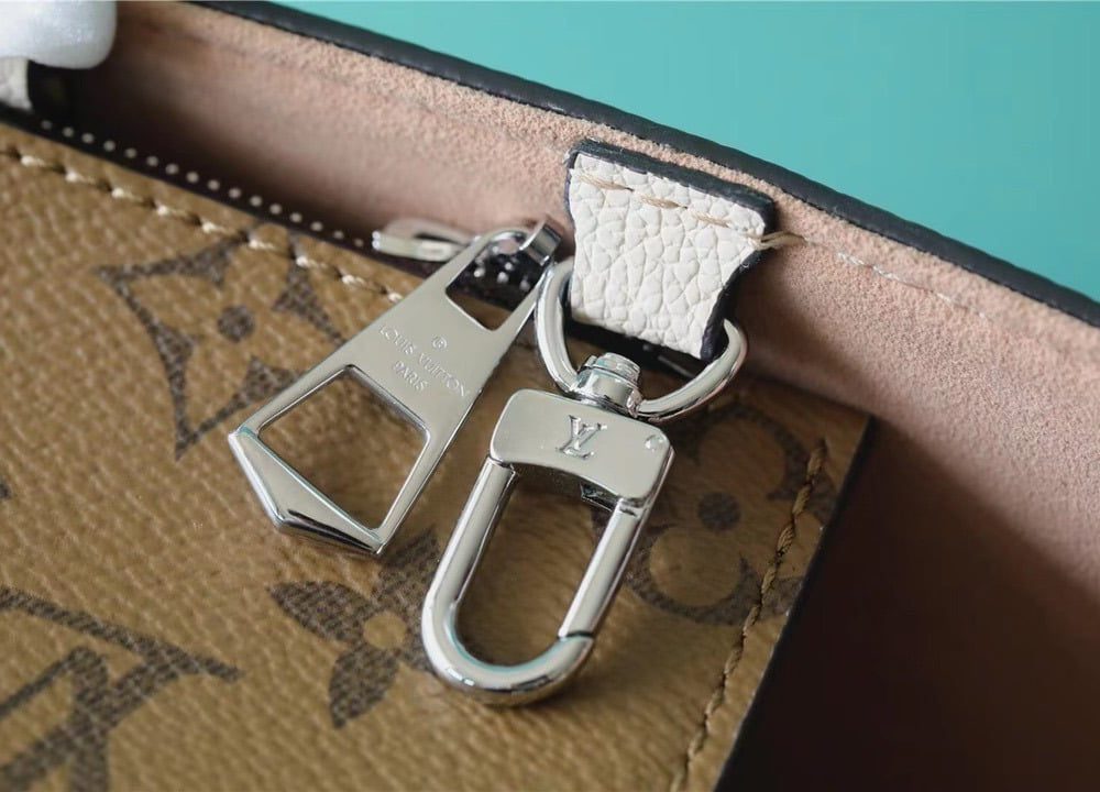 1:1 Replica Louis Vuitton LV Marelle MM Epi White Luxury Bag For Women -  11.8in/30cm