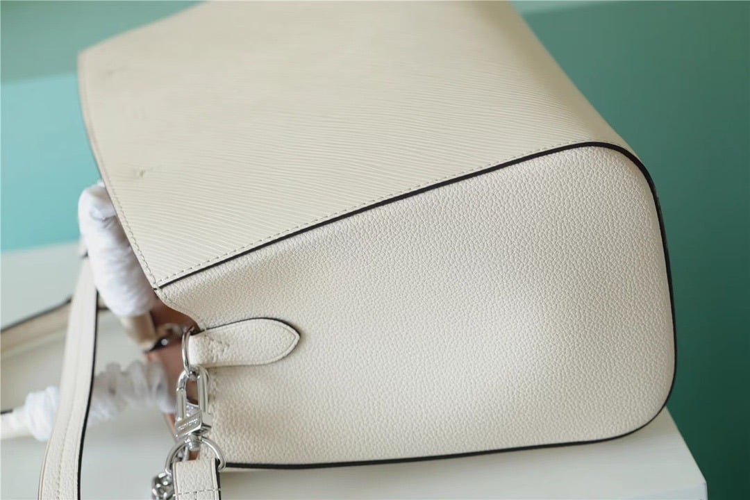 1:1 Replica Louis Vuitton LV Marelle MM Epi White Luxury Bag For Women - 11.8in/30cm - Image 4