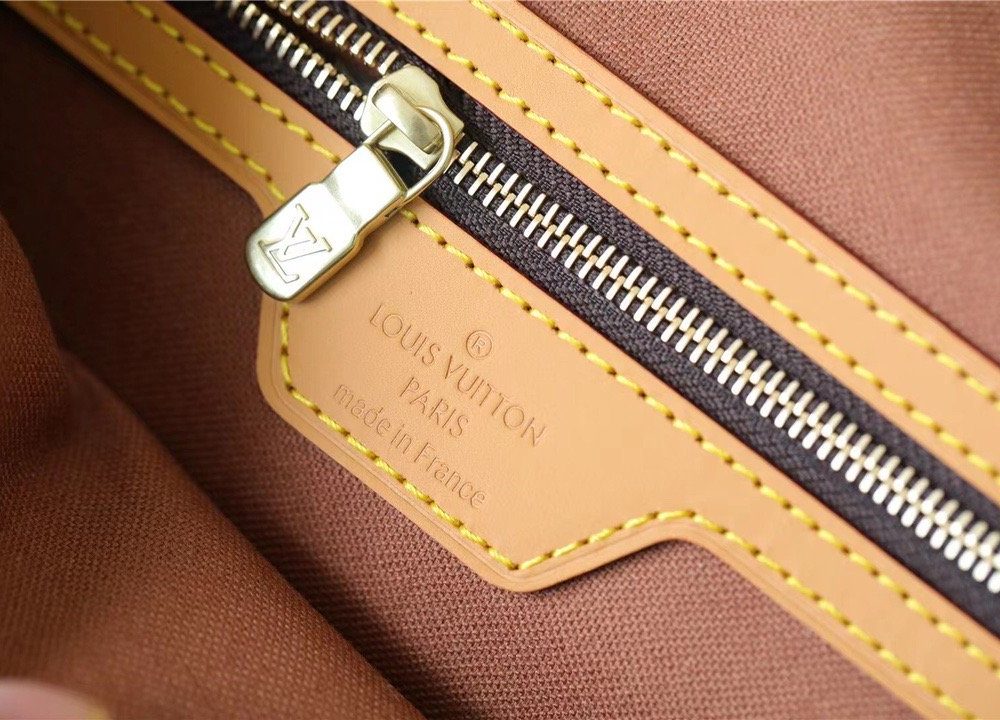 1:1 Replica Louis Vuitton LV Mini Looping Flap Shoulder Bag Monogram Luxury Bag For Women M51147 - 9.4in/24cm