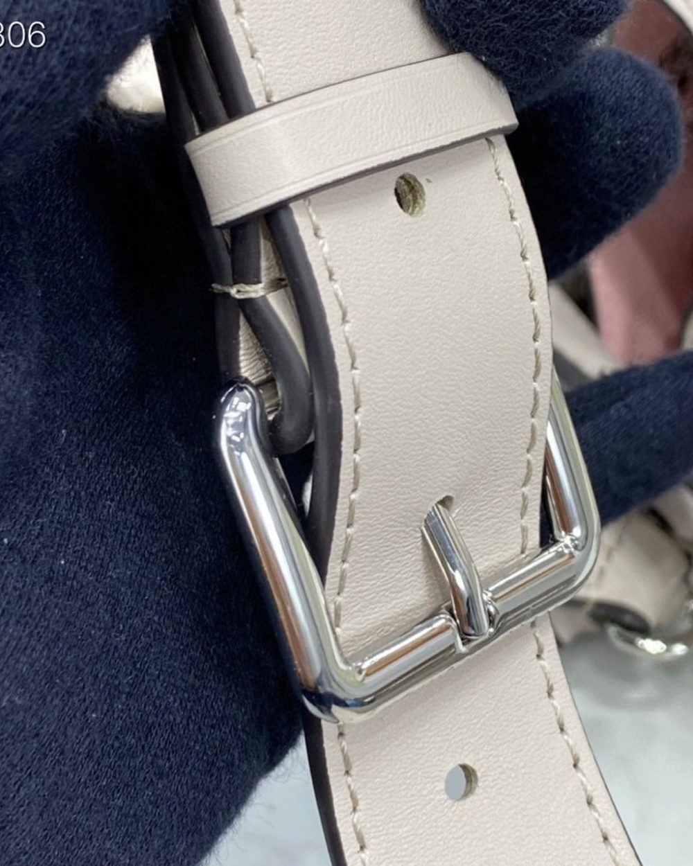 1:1 Replica Louis Vuitton LV Muria Bucket Bag Snow White Luxury Bag For Women M58483 - 9.8in/25cm