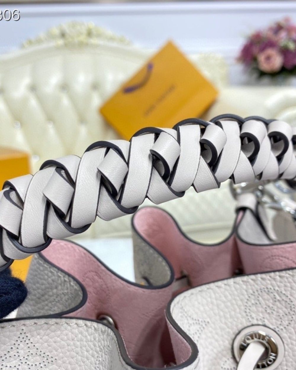 1:1 Replica Louis Vuitton LV Muria Bucket Bag Snow White Luxury Bag For Women M58483 - 9.8in/25cm