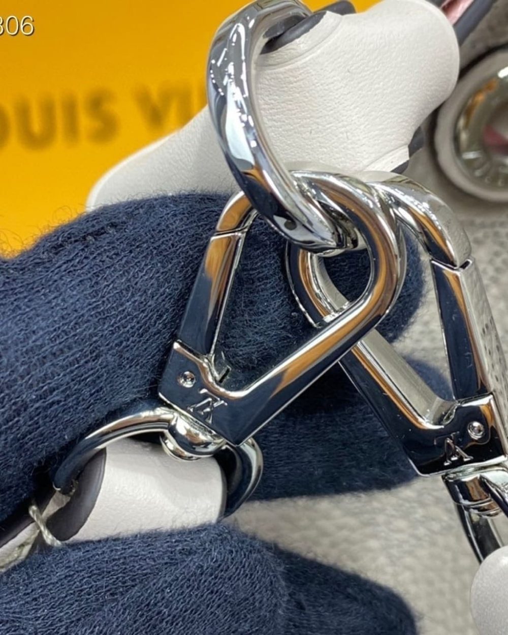 1:1 Replica Louis Vuitton LV Muria Bucket Bag Snow White Luxury Bag For Women M58483 - 9.8in/25cm