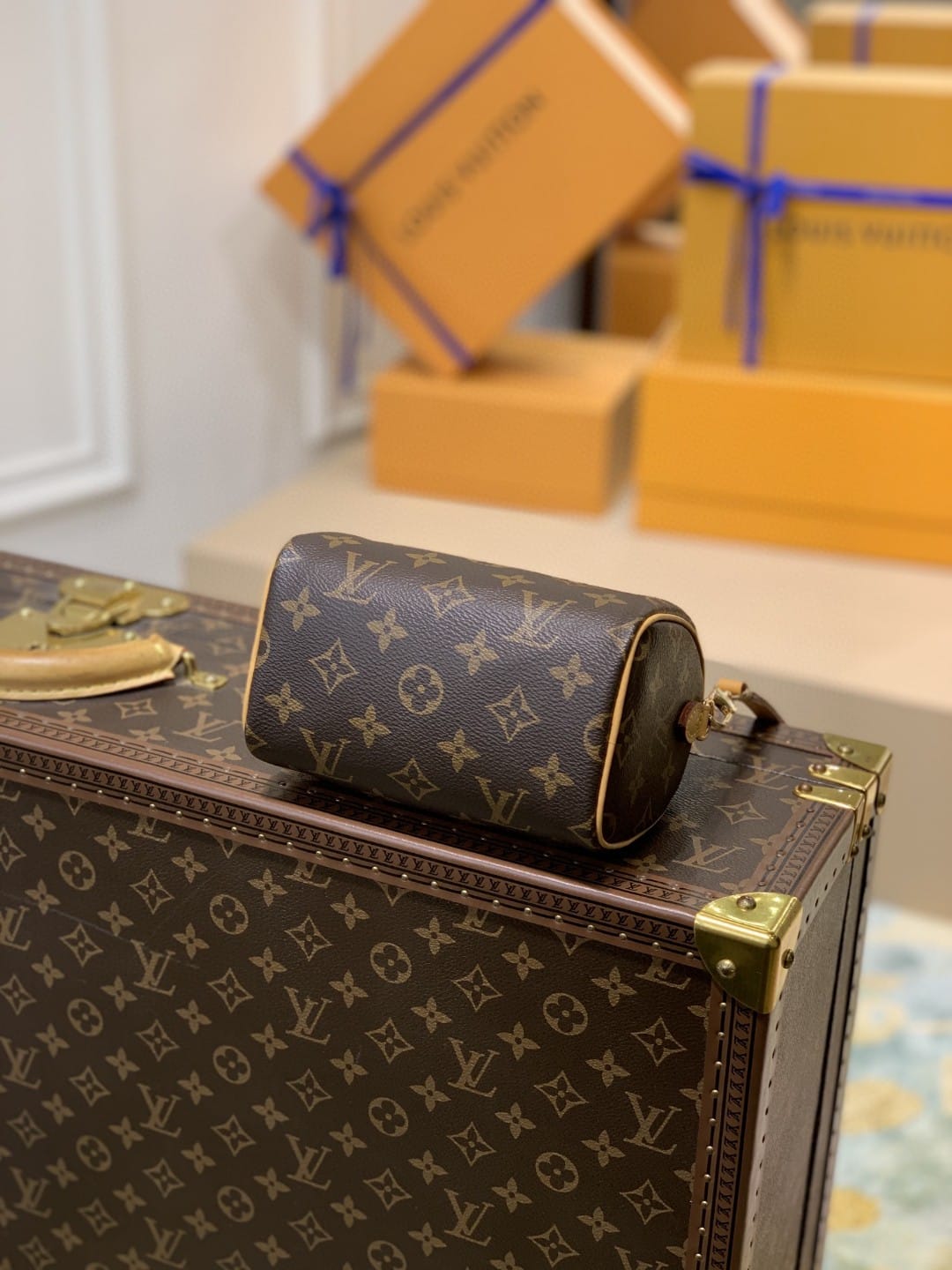 1:1 Replica Louis Vuitton LV Nano Speedy Monogram Canvas Luxury Bag For Women M81085 - 6.3in/16cm - Image 4
