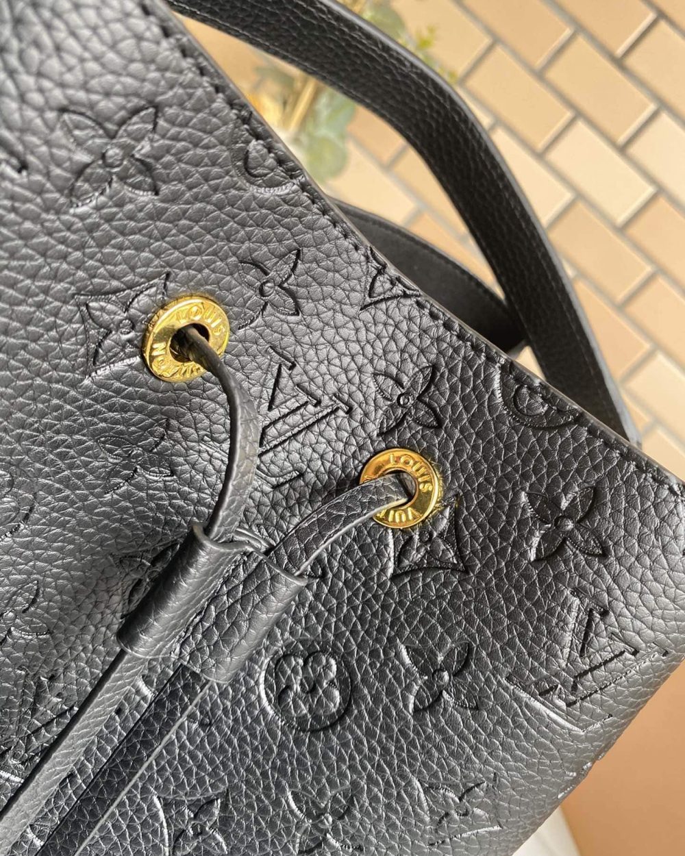 1:1 Replica Louis Vuitton LV NéoNoé MM Monogram Empreinte Leather Luxury Bag For Women M45256 - 10.2in/26cm