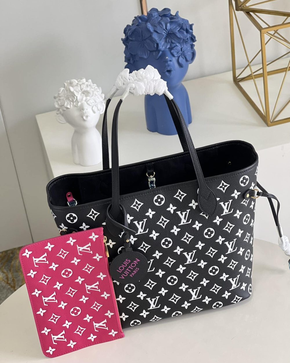 1:1 Replica Louis Vuitton LV Neverfull MM Monogram Empreinte Black/White Luxury Bag For Women M46103 - 12.2in/31cm