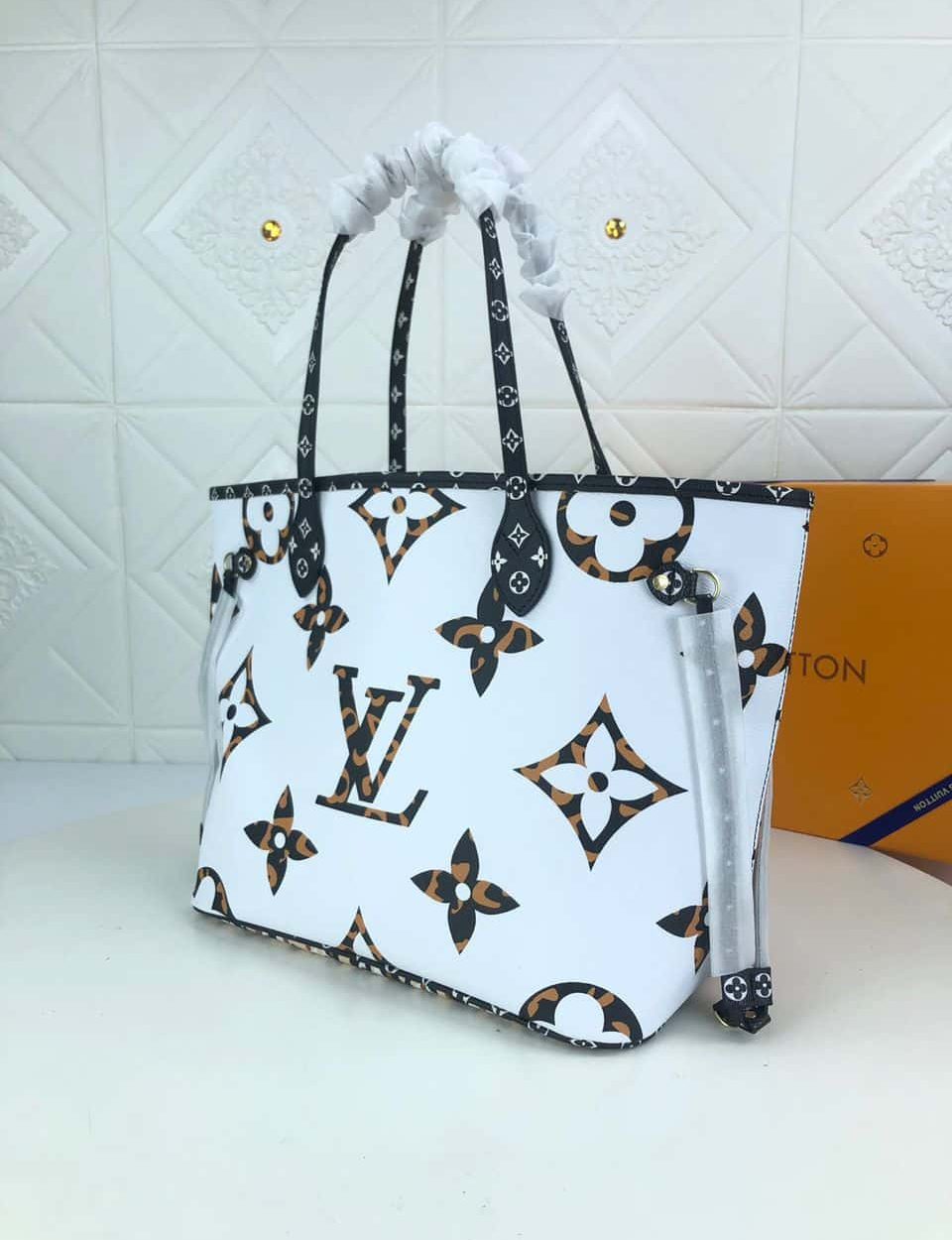 1:1 Replica Louis Vuitton LV Neverfull MM Monogram Jungle Canvas Luxury Bag For Women M44716 - 12.2in/31cm