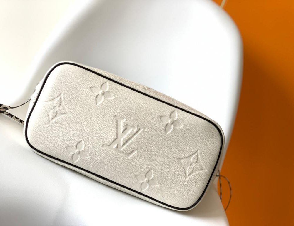 1:1 Replica Louis Vuitton LV Neverfull MM Wild At Heart Monogram Empreinte Leather Luxury Bag For Women M58525 - 12.2in/31cm