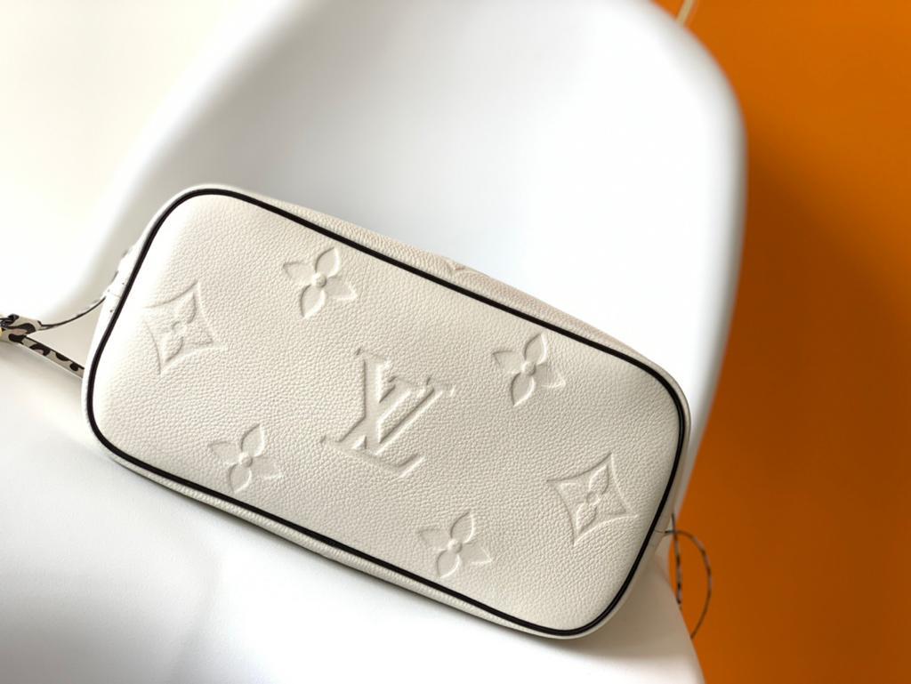 1:1 Replica Louis Vuitton LV Neverfull MM Wild At Heart Monogram Empreinte Leather Luxury Bag For Women M58525 - 12.2in/31cm - Image 5