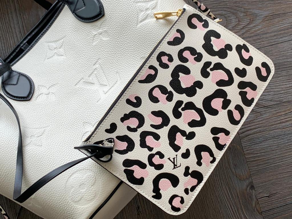 1:1 Replica Louis Vuitton LV Neverfull MM Wild At Heart Monogram Empreinte Leather Luxury Bag For Women M58525 - 12.2in/31cm - Image 6