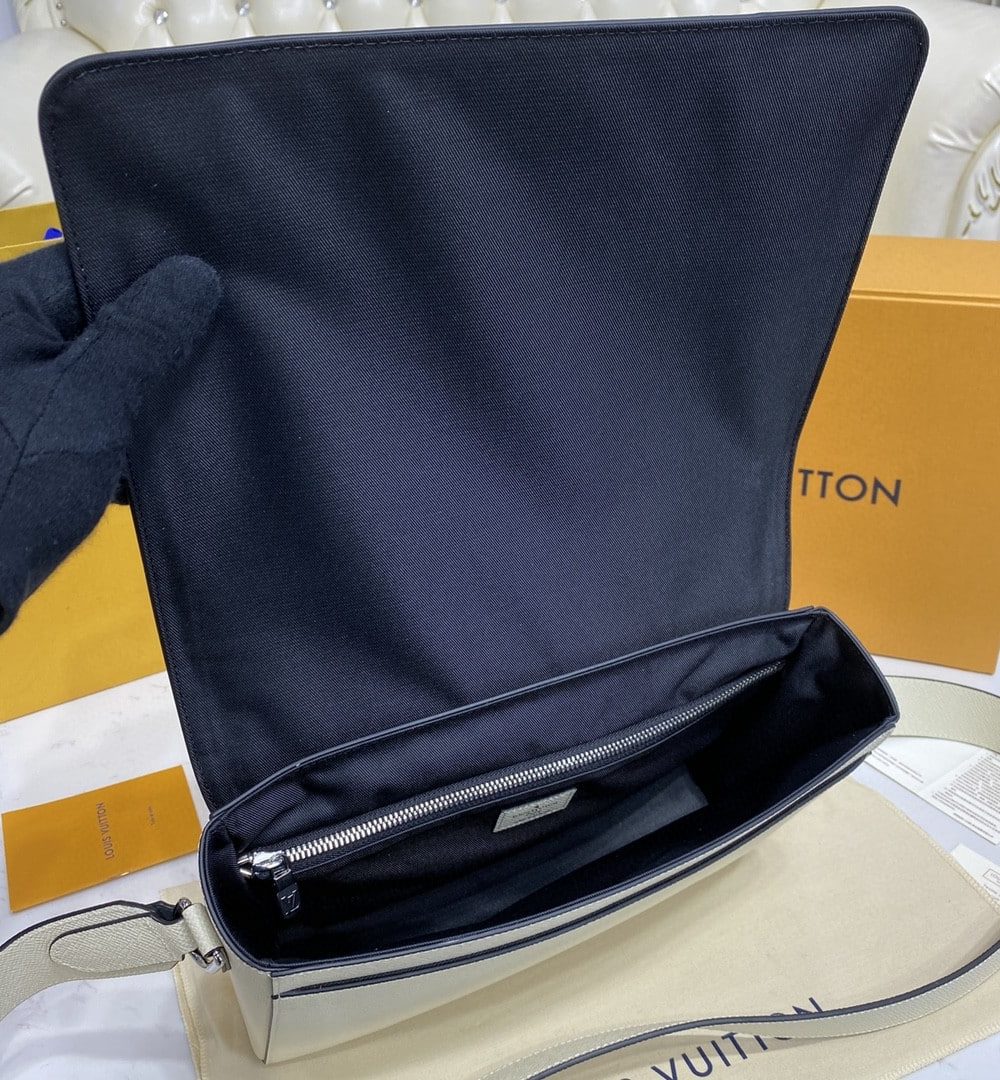 1:1 Replica Louis Vuitton LV New Flap Messenger Taiga White Unique Bag For Men - 11.1in/28.3cm