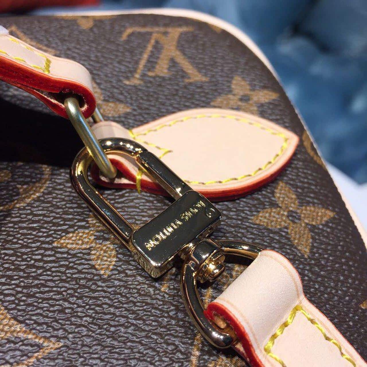 1:1 Replica Louis Vuitton LV Nice BB Toiletry Pouch Monogram Canvas Luxury Bag For Women M42265 - 9.4in/24cm - Image 7