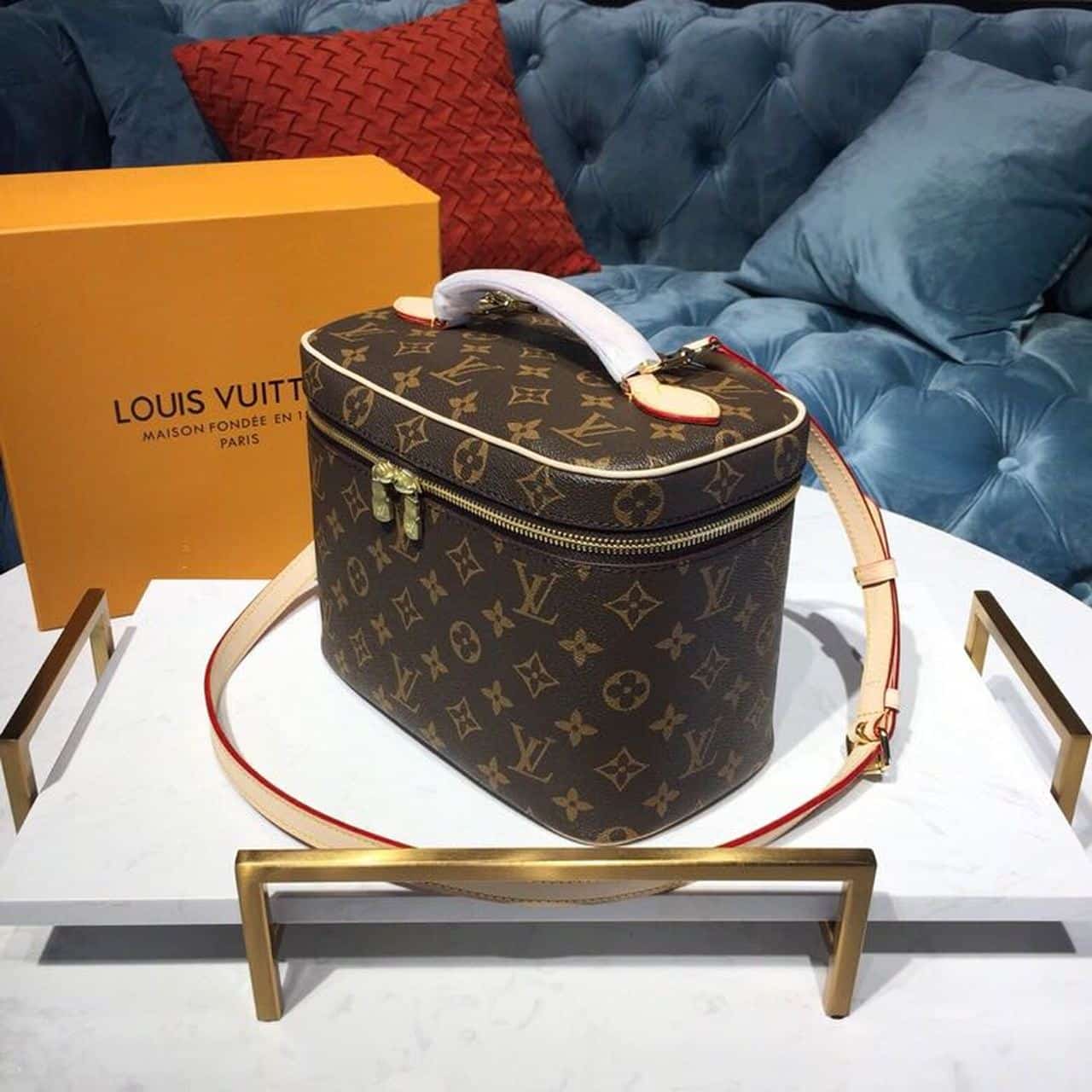1:1 Replica Louis Vuitton LV Nice BB Toiletry Pouch Monogram Canvas Luxury Bag For Women M42265 - 9.4in/24cm - Image 3