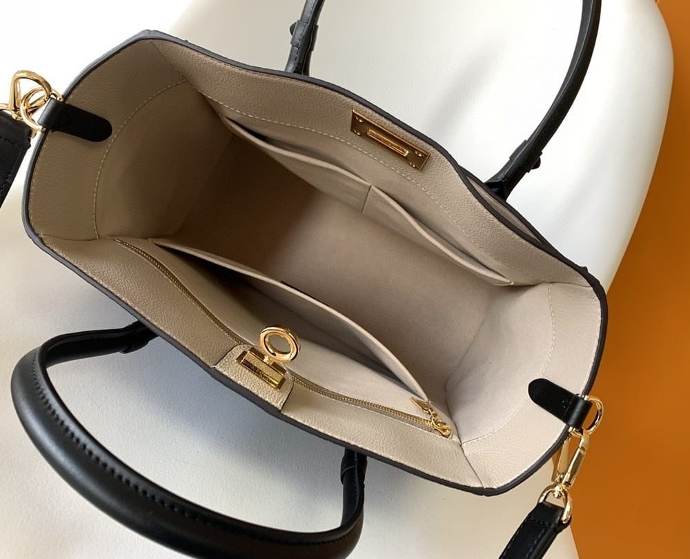 1:1 Replica Louis Vuitton LV On My Side MM High End Leather Luxury Bag For Women M55302 - 12in/31cm