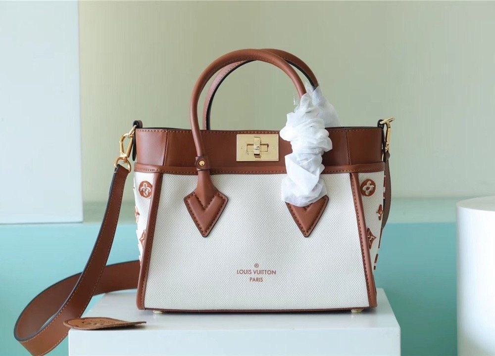 1:1 Replica Louis Vuitton LV On My Side PM High End Leather Luxury Bag For Women Caramel Brown  M59905 - 25cm/9.8 Inches