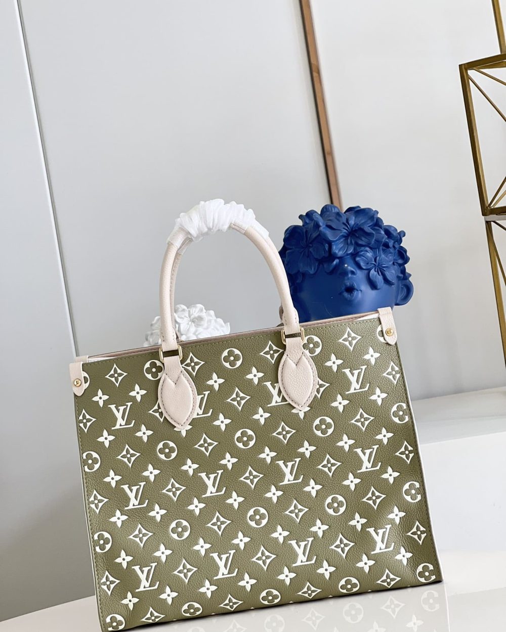 1:1 Replica Louis Vuitton LV Onthego MM Monogram Empreinte Khaki Green Luxury Bag For Women M46060 - 35cm