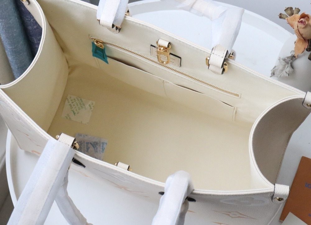 1:1 Replica Louis Vuitton LV OnTheGo MM Monogram Empreinte Cream Luxury Bag For Women M45717 - 13.8in/35cm