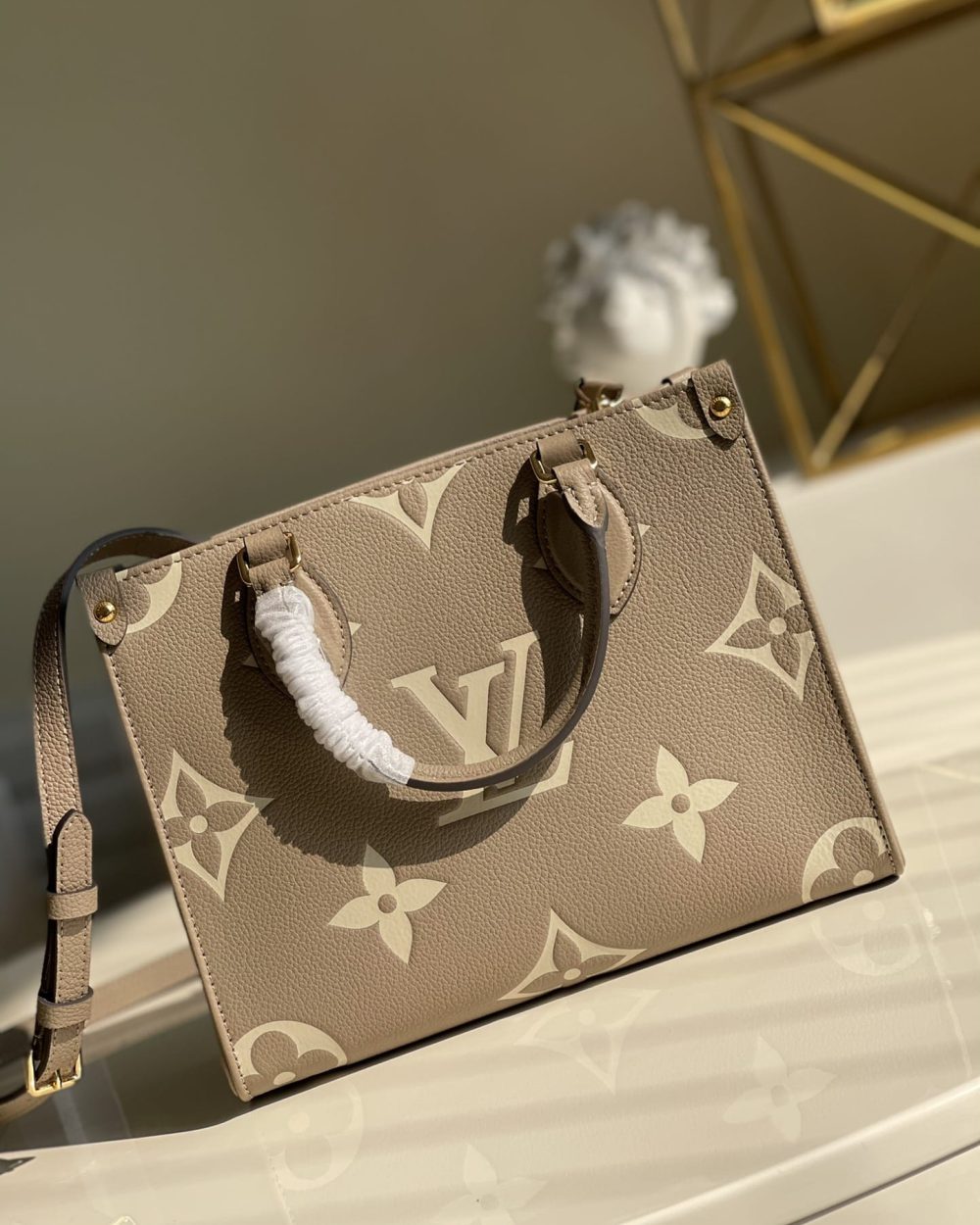 1:1 Replica Louis Vuitton LV OnTheGo PM Bicolor Monogram Empreinte Leather Luxury Bag For Women M45779 -  9.8in/25cm