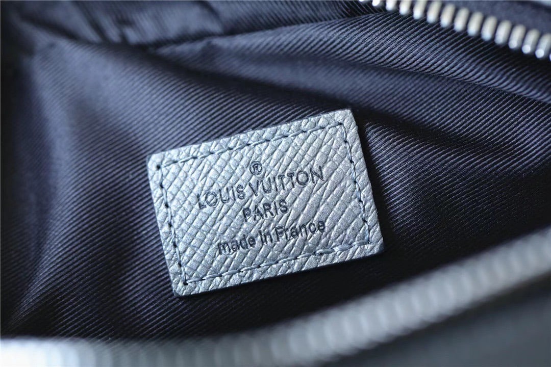 1:1 Replica Louis Vuitton LV Outdoor Bumbag Monogram Canvas Grey Unique Bag For Men - 8.3in/21cm - Image 8