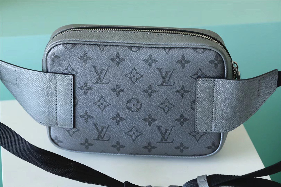 1:1 Replica Louis Vuitton LV Outdoor Bumbag Monogram Canvas Grey Unique Bag For Men - 8.3in/21cm - Image 4