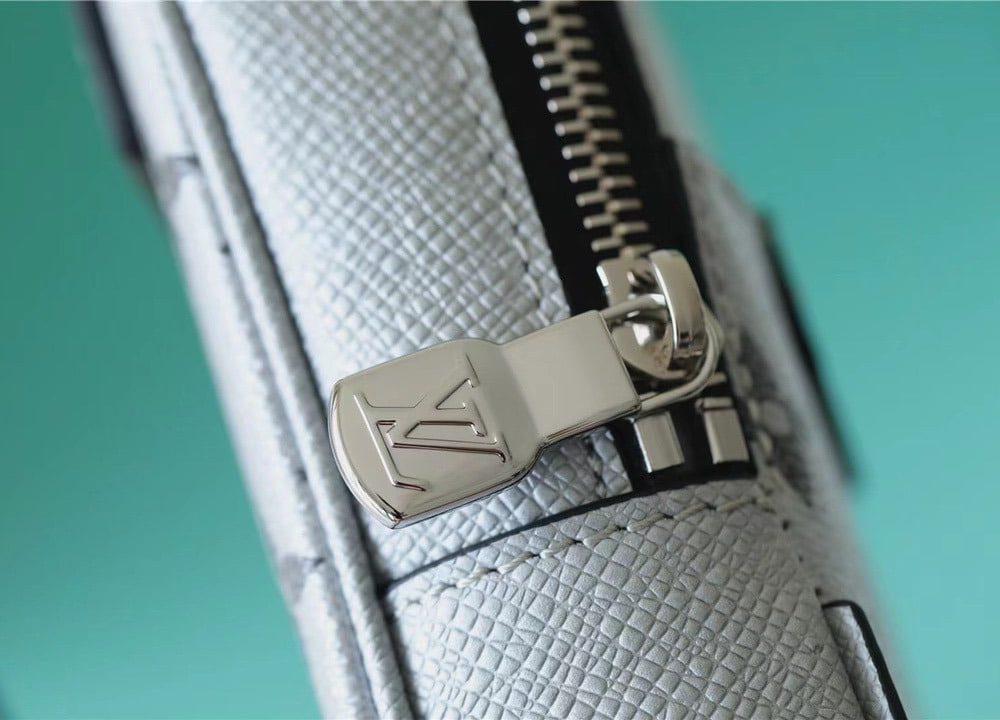 1:1 Replica Louis Vuitton LV Outdoor Sling Bag Taigarama Gunmetal Gray Unique Bag For Men - 8.3in/21cm