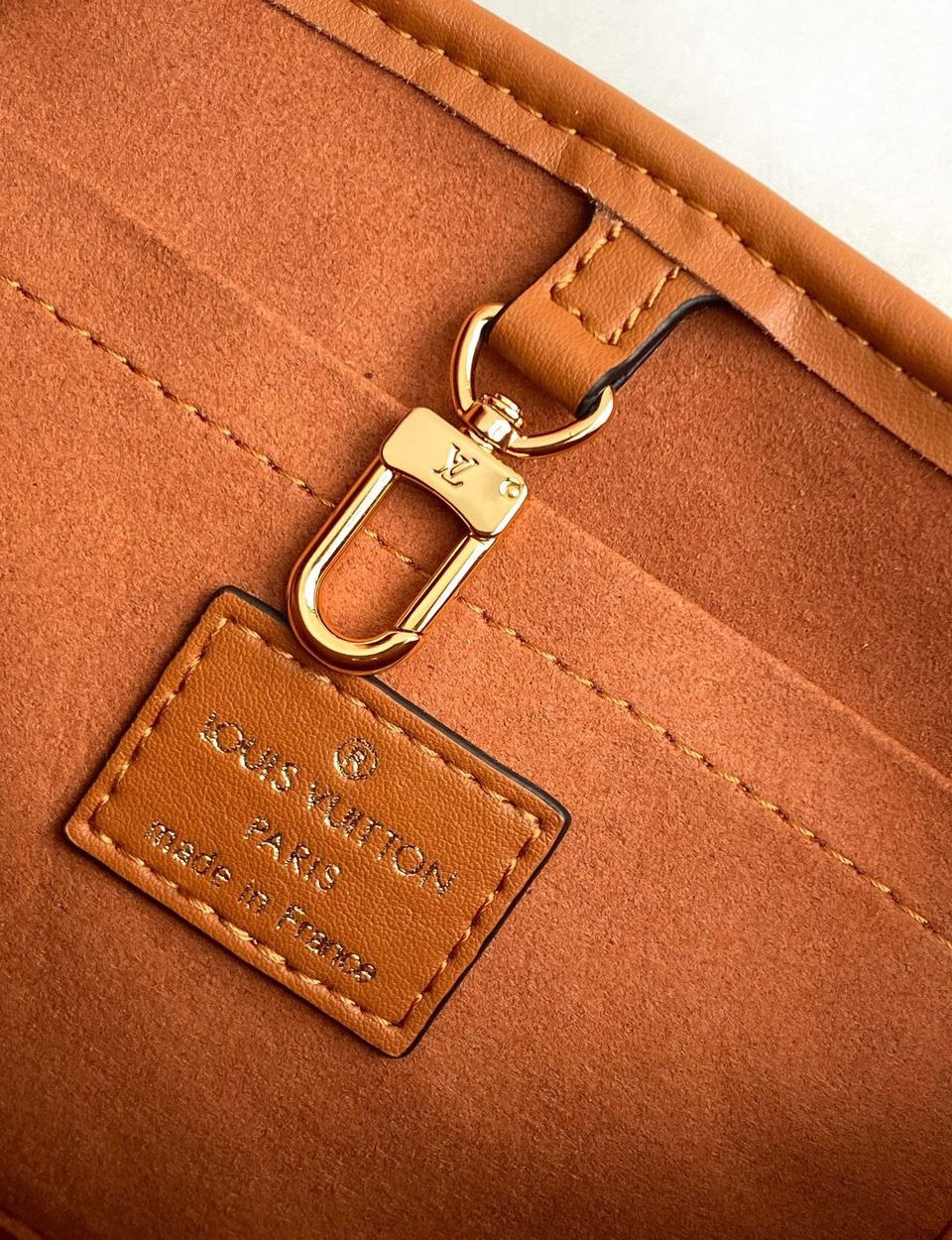 1:1 Replica Louis Vuitton LV Petit Bucket Raffia Caramel Brown Luxury Bag For Women M59961 - 9.4in/24cm