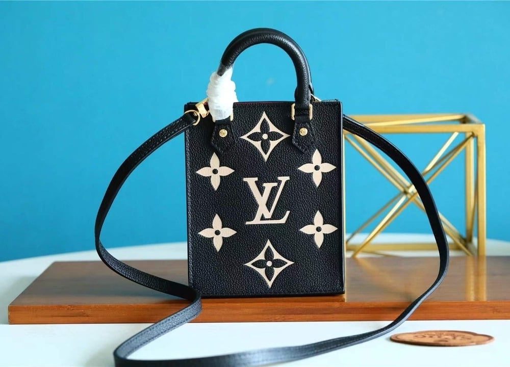 1:1 Replica Louis Vuitton LV Petit Sac Plat Monogram Empreinte Leather Luxury Bag M81416 - 17cm