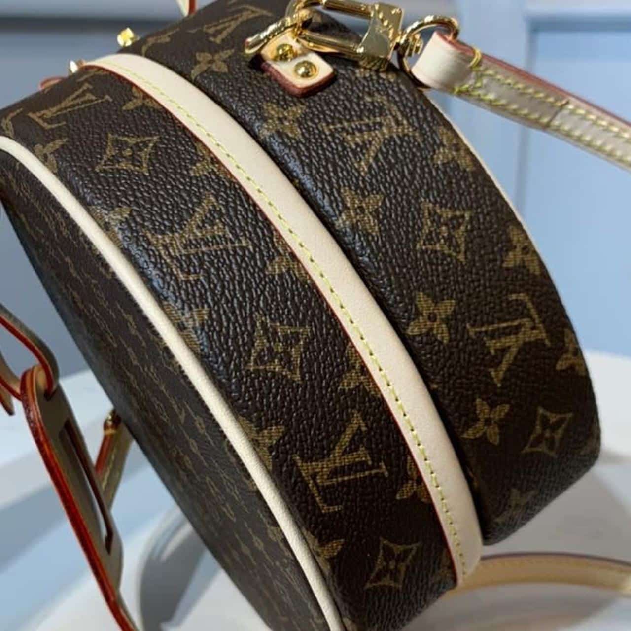 1:1 Replica Louis Vuitton LV Petite Boite Chapeau Monogram Canvas Luxury Bag For Women M43514 - 6.9in/17.5cm - Image 7