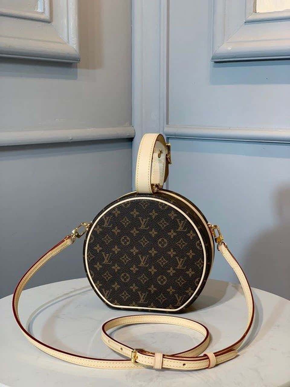 1:1 Replica Louis Vuitton LV Petite Boite Chapeau Monogram Canvas Luxury Bag For Women M43514 - 6.9in/17.5cm - Image 4