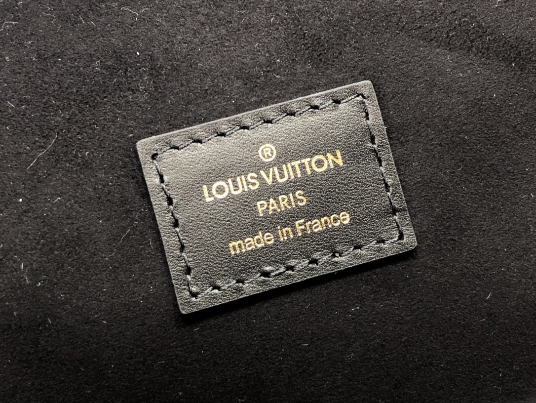 1:1 Replica Louis Vuitton LV Pochette Metis Monogram Empreinte Black Luxury Bag For Women M46028 - 9.8in/25cm - Image 7