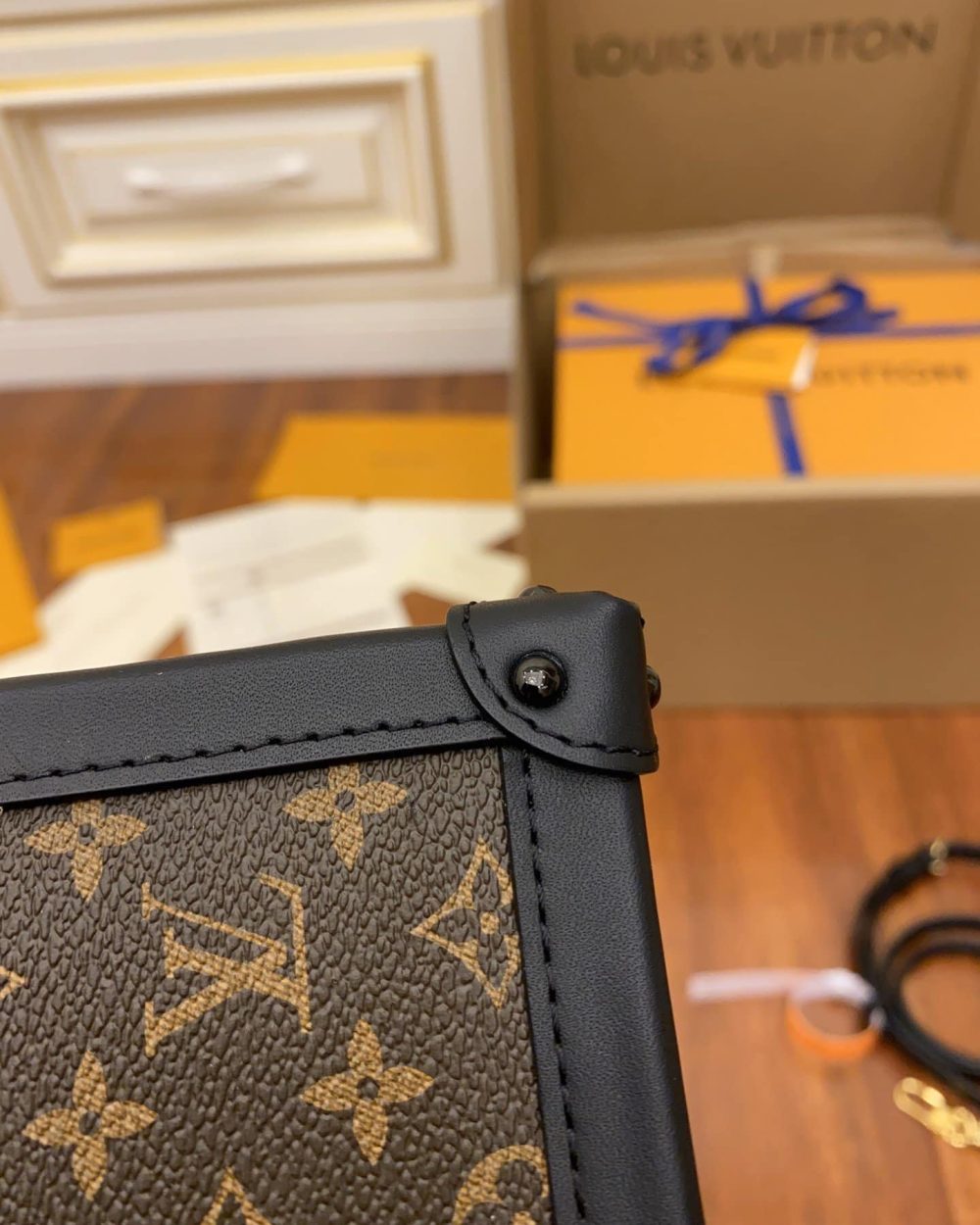 1:1 Replica Louis Vuitton LV Pochette Trunk Verticale Monogram Canvas Black Luxury Bag For Women M63913 - 6.9in/18cm